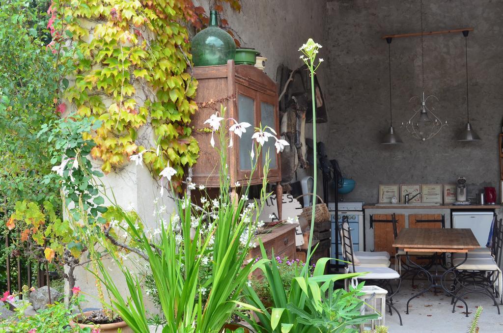 Hameau D'Hotes La Roseraie-Drome Condorcet Zewnętrze zdjęcie